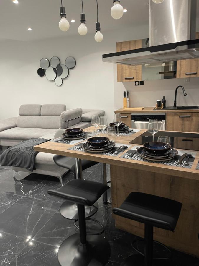 Appartement Hors Du Commun Avec Son Jacuzzi Salies-de-Béarn Dış mekan fotoğraf